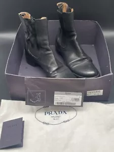 PRADA - Calzature Donna - 38 - Stivali/Stivali - Donna - Sacchetti Polvere - Condizioni BUONE - Foto 1 di 17