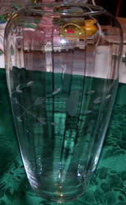 Lovely Princess House Heritage Pattern Large 10 Inch Tall Vase - Picture 1 of 2