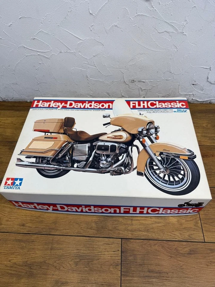 Kit Modelo Motocicleta Clásica Tamiya 1/6 Harley-Davidson Flh Escala Plástica Foto 1 de 4