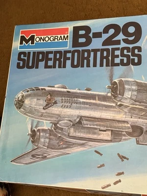 Modelo plástico monograma B-29 Superfortress escala 1/48 Foto 1 de 3