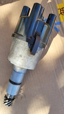 BMW 2002 E10 0231151008 Distributor Mechanical Advance - Image 1 of 3