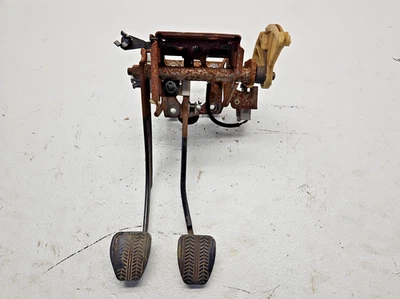 Conjunto de pedal de freno de embrague Ford Mustang 1994-1995 transmisión manual M/T OEM Foto 1 de 4