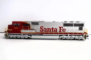 Walthers HO 910-11002 - Mainline - SD75M Diesel Locomotive "Atchison, Topeka & S - Picture 1 of 2