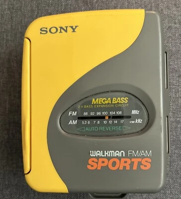 Reproductor de casete Sony AM/FM Walkman deportivo WM-SXF33 funciona con problemas para piezas Foto 1 de 4