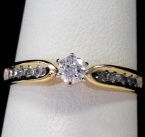Women's Beautiful Diamond 14KT Two-Tone Gold 0.25 CT  Wedding Ring SZ 6.25, 2.5g - Picture 1 of 9
