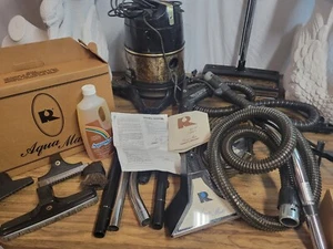 Vintage Rainbow SE Vacuum With Aqua Mate And Rainbow Mate Some Parts Unused... - Picture 1 of 24