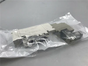 1pcs Nuovi per SMC SY7120-5DZD-02 - Foto 1 di 4