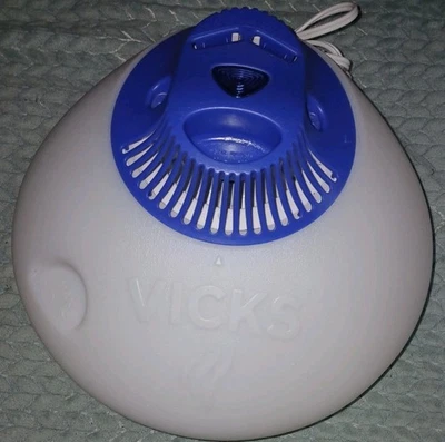 Vicks‎ V150SG Steam Vaporizer Tabletop Humidifier - Image 1 of 4