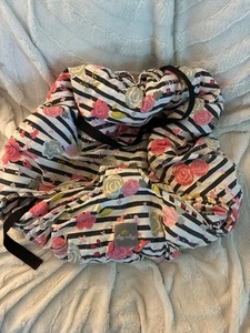 Itzy Ritzy Itzy Sitzy Shopping Cart & High Chair Cover Floral - Picture 1 of 4