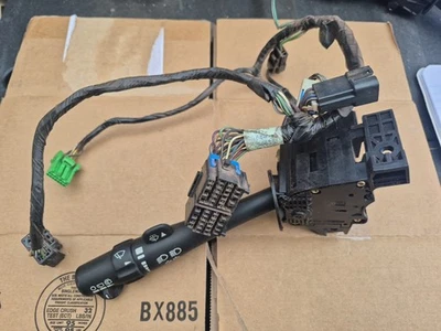 2005-2008 GM Minivan Terraza, Uplander, Montana and  Relay Turn Signal And Wiper - Image 1 of 4