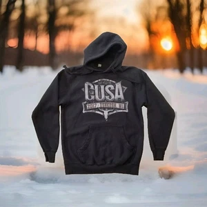 ✅2017 Country USA Oshkosh WI Concert Hoodie Black Graphic Print Pullover MEDIUM - Picture 1 of 14