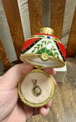 Michael Anthony Oro 14K Dos Tonos Rafael Ángel Querubín Dije Colgante y Adorno Foto 1 de 4