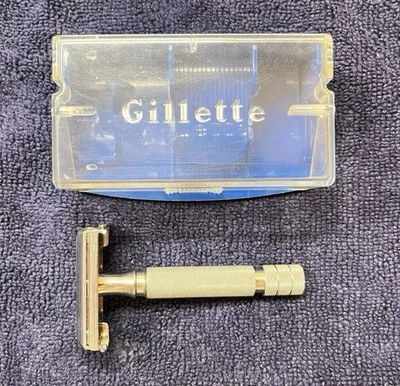 Gillette Super Speed Rocket HD 1955 - NOS with Original Box - Brit. Pat. 694 093 - Image 1 of 4