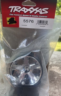 Traxxas #5576 Wheels ALL Star 2.8" Chrome Nitro Rear/Electric Front (2) NIP - Image 1 of 3