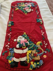 VTG Handmade BUCILLA ? Santa Goodies Christmas Table Runner Felt Sequins - Picture 1 of 13