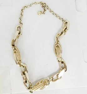 Vintage Made In Japan Gold Tone Link Paper Clip Knot Chain Choker Necklace - Picture 1 of 5
