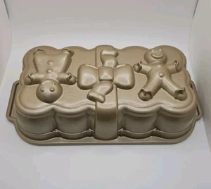 Nordic Ware Gingerbread Loaf Pan 1 Lb Christmas Holiday Baking Mold EUC - Picture 1 of 8