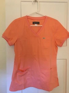 ~~KOI COMFORT~~LADIES APRICOT SCRUB TOP    SIZE XS - Picture 1 of 4