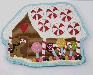 Nuevo con etiquetas Juego de 4 manteles cuadrados Kohl's St Nicholas Gingerbread House Navidad - Imagen 1 de 15