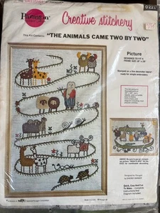 Vintage Paragon Needlecraft Creative Stitchery Kit “The Animals Came Two By Two” - Picture 1 of 3