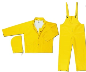 Pack of 4 Large MCR 6003 Commodore PVC/Non-Woven Poly/Nylon RAIN Suits YELLOW - Picture 1 of 2