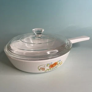 Corning Ware Vin. Handled Dish P33B 6.5” W/Lid P83C Wildflower, Range/Micro/Oven - Picture 1 of 12