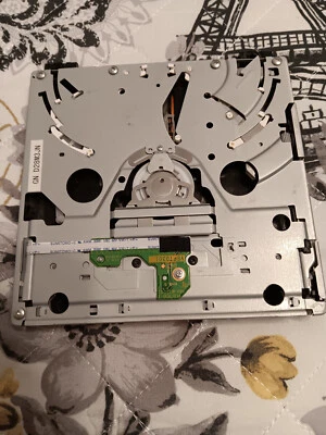 OEM NINTENDO Wii Replacement DVD Disc Drive Tested Part GameCube Compatible - Image 1 of 4