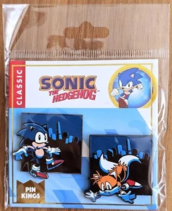 Sonic the Hedgehog Pin Set of 2 City Tails Metal Badge SEGA Nintendo NEW - Picture 1 of 2
