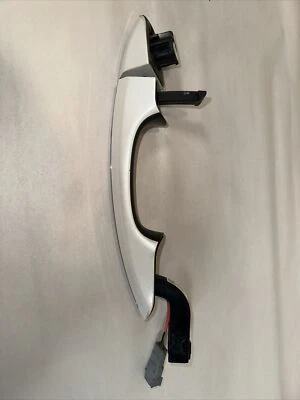 Ford Fusion 2013 2016 Right front front door exterior handle DS73F22405 Oem - Image 1 of 4