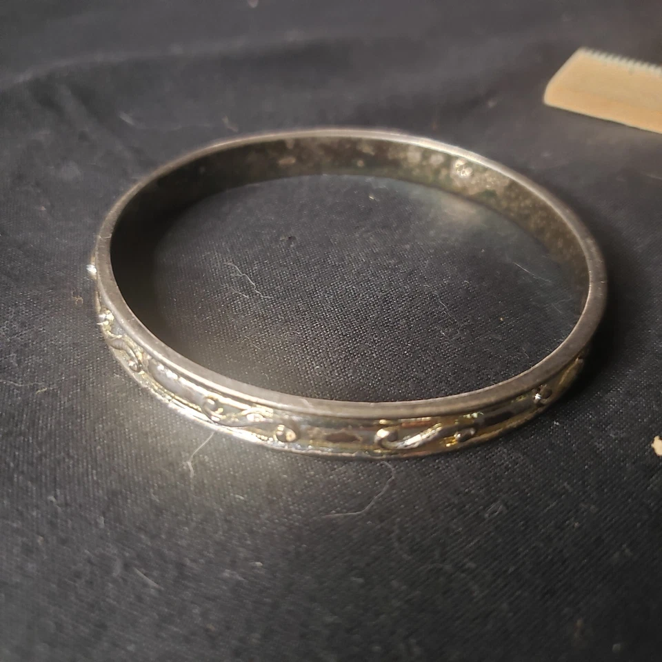 Brazalete DE COLECCIÓN RALPH LAUREN LRL TONO PLATA Decorado 8" Foto 1 de 4