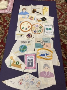 VTG Lot (23) Embroidered Pieces Mixed Project Pieces & 15 Beige Appr 14”Squares - Picture 1 of 17