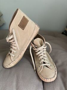 See By Chloe Suede Lace Up Sneakers Shoes 38 Taupe High Top Sz 7, 7.5 Moccasin