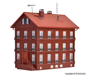 43805 / 3805 Vollmer HO Kit of a Railwayman´s house - Picture 1 of 4