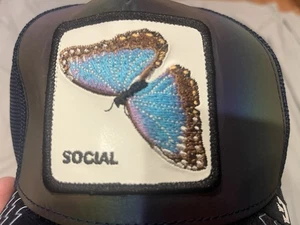 SOMBRERO MARIPOSA SOCIAL GOORIN BROS / SOMBRERO DE CAMIONERO "VELADAS POR DÍAS" - Imagen 1 de 6