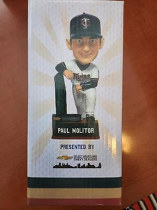 2015 PAUL MOLITOR SGA BOBBLEHEAD NEW IN BOX MINNESOTA TWINS - Picture 1 of 3