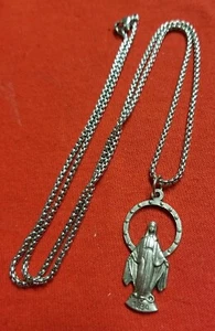 CATHOLIC MEDAL Pendant SILVER PLATED MADE IN ITALY WITH 24 " CHAIN - Picture 1 of 5