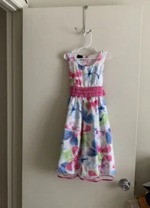 Abito Farfalla Edizioni Festività Bambina 7/8 Usato - Foto 1 di 3