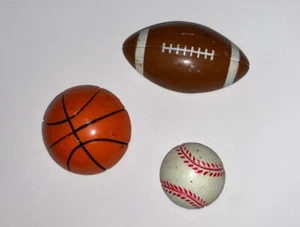 Three VTG Arjon 1987 Sports Magnets - Soccer, Baseball, Basketball - Picture 1 of 12