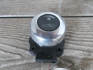2015 ASTON MARTIN RAPIDE FAN SPEED CONTROL SWITCH MODULE 8D33-18C612-EA - Picture 1 of 4