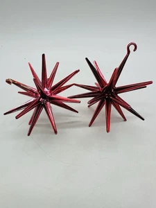 Vintage Bradford Metallic Plastic Sputnik Christmas Ornaments 2 Red - Picture 1 of 7