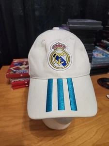 Gorra de fútbol Adidas Real Madrid Futbol Club (adulto con tirantes) blanca - Imagen 1 de 11
