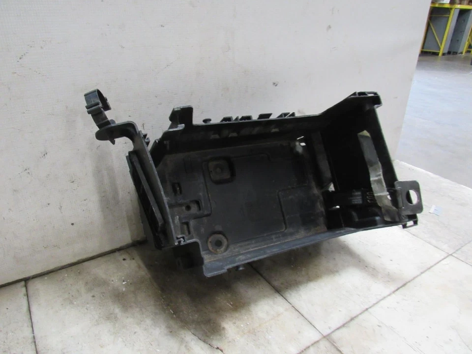 BANDEJA BATERÍA COMPATIBLE CON 13 14 15 16 17 18 19 CADILLAC XTS Foto 1 de 3