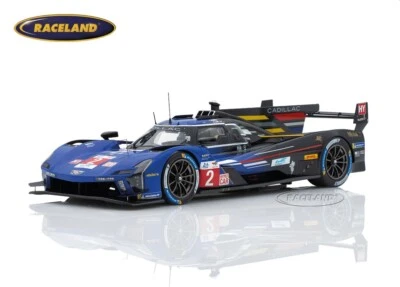 Cadillac V-LMDh Le Mans 2024 Earl Bamber/Alex Lynn,/Álex Palou Spark 1:18 18S639 - Bild 1 von 3