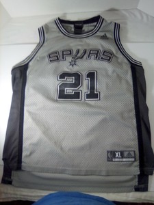 tim duncan grey jersey