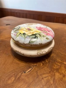 T & V LIMOGES France Antique Hand Painted Rose Trinket Dish - Picture 1 of 8