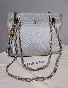 Borsa a tracolla vintage Bally trapuntata pelle bianca catena oro tracolla nappa - Foto 1 di 17