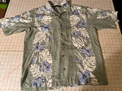 Bachrach Hawaiian Men’s Large Short Sleeve Camp Shirt Made Hawaii Silk - Image 1 of 4