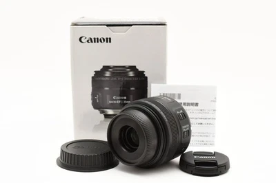 B110 Canon EF-S 35mm F2.8 IS STM macro Foto 1 de 4