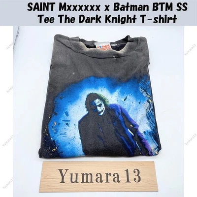 Camiseta SAINT Mxxxxxx x Batman BTM SS El Caballero Oscuro Camiseta Foto 1 de 4