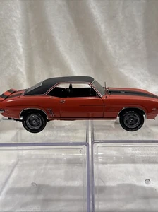the franklin mint diecast car 1969 camaro z28 orange - Picture 1 of 5